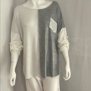 Flora &Ashley Gray and White Striped 3/quarter Sleeve Top